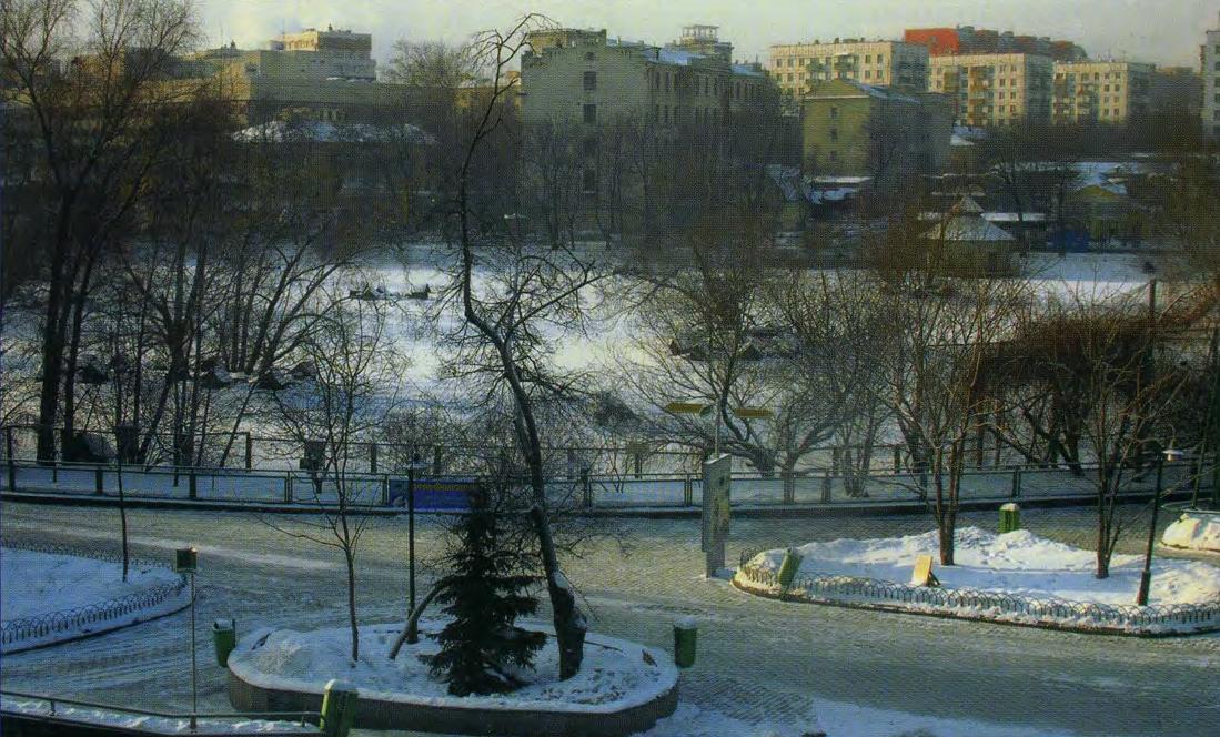 Работа московского зоопарка в самый холодные день года.
